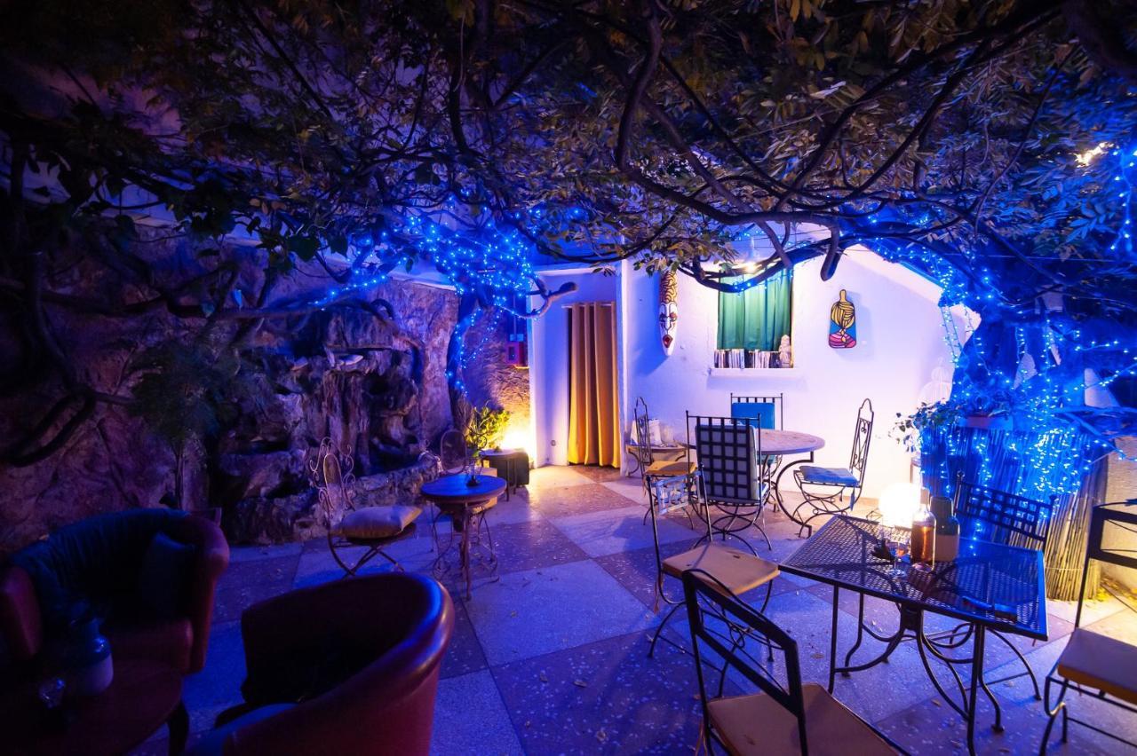 Hotel L'Atmosphere Sanary-sur-Mer Exterior foto